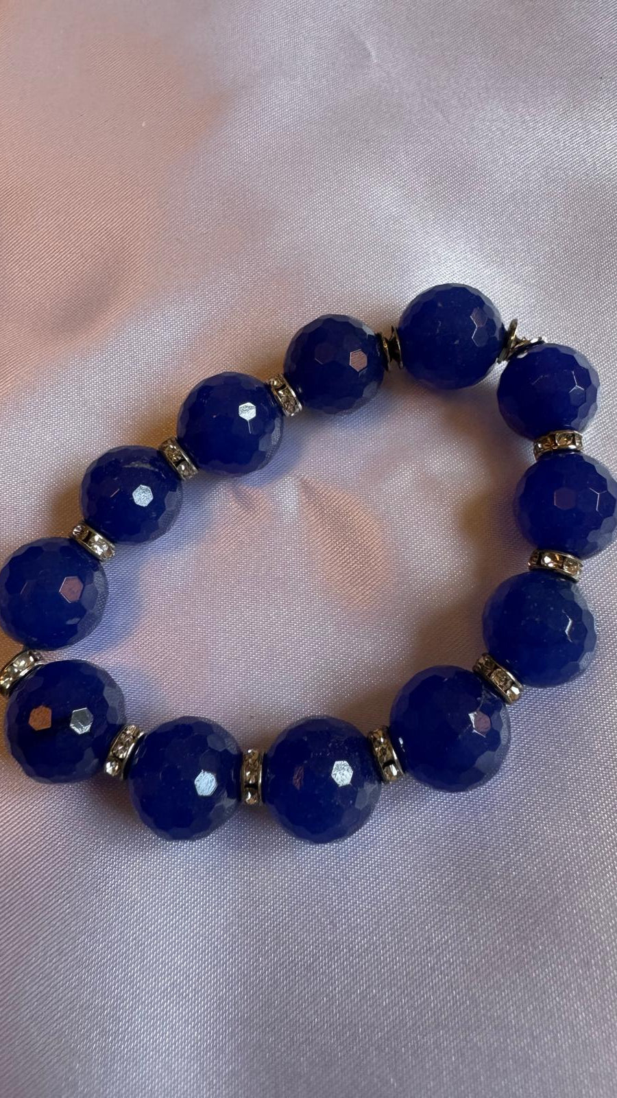 Elastic blue agate bracelet. Handmade. Made in Italy.