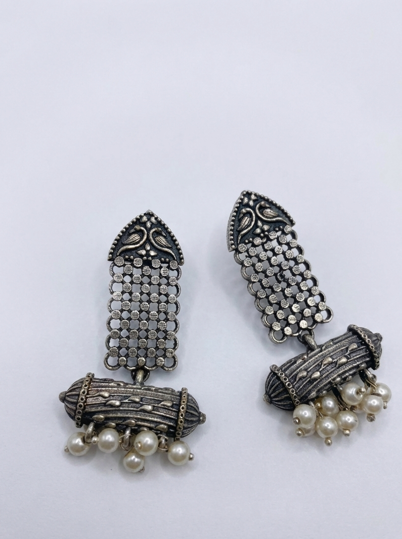 Antique design Oxidised metal pearl border Earrings