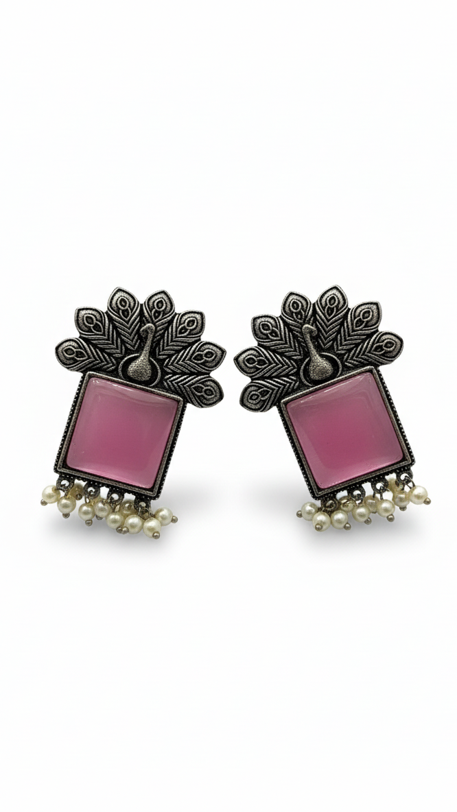 Peacock motif mulbery stone earrings