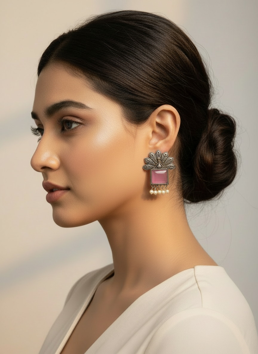 Peacock motif mulbery stone earrings